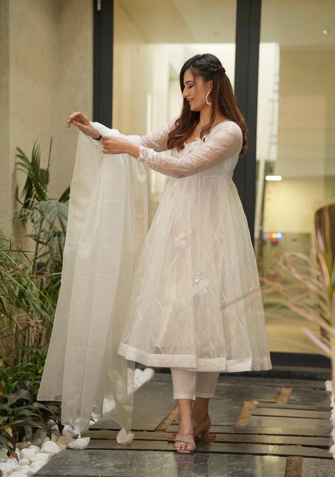 Exclusive Designs - DWEEP SARA