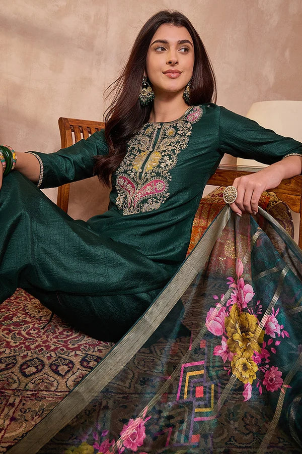 Green Silk Blend Solid Embroidered Straight Kurta Trouser With Dupatta