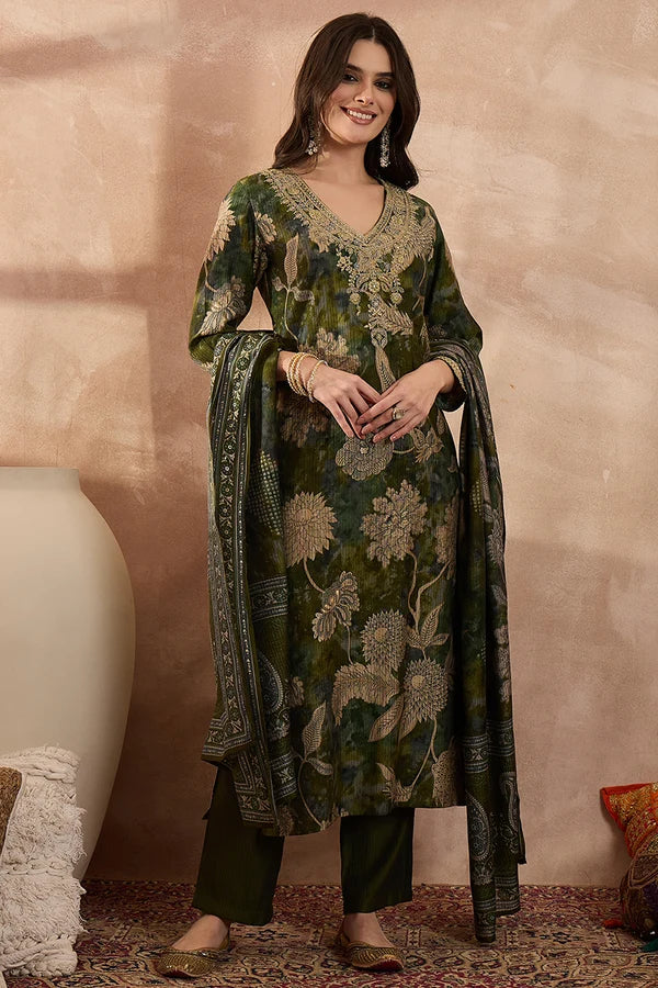 Greens Silk Blend Floral Printed Straight Kurta Trousers With Dupatta
