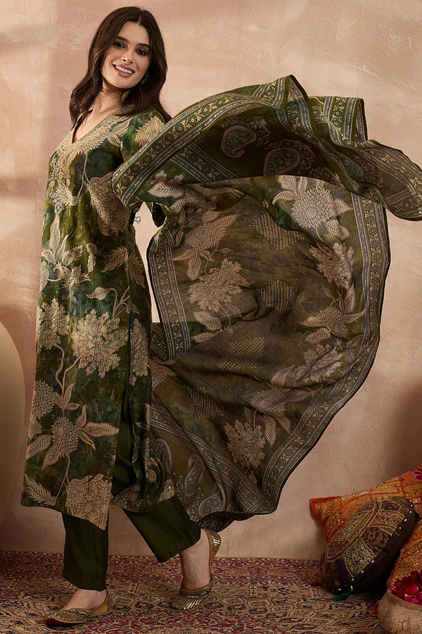Greens Silk Blend Floral Printed Straight Kurta Trousers With Dupatta
