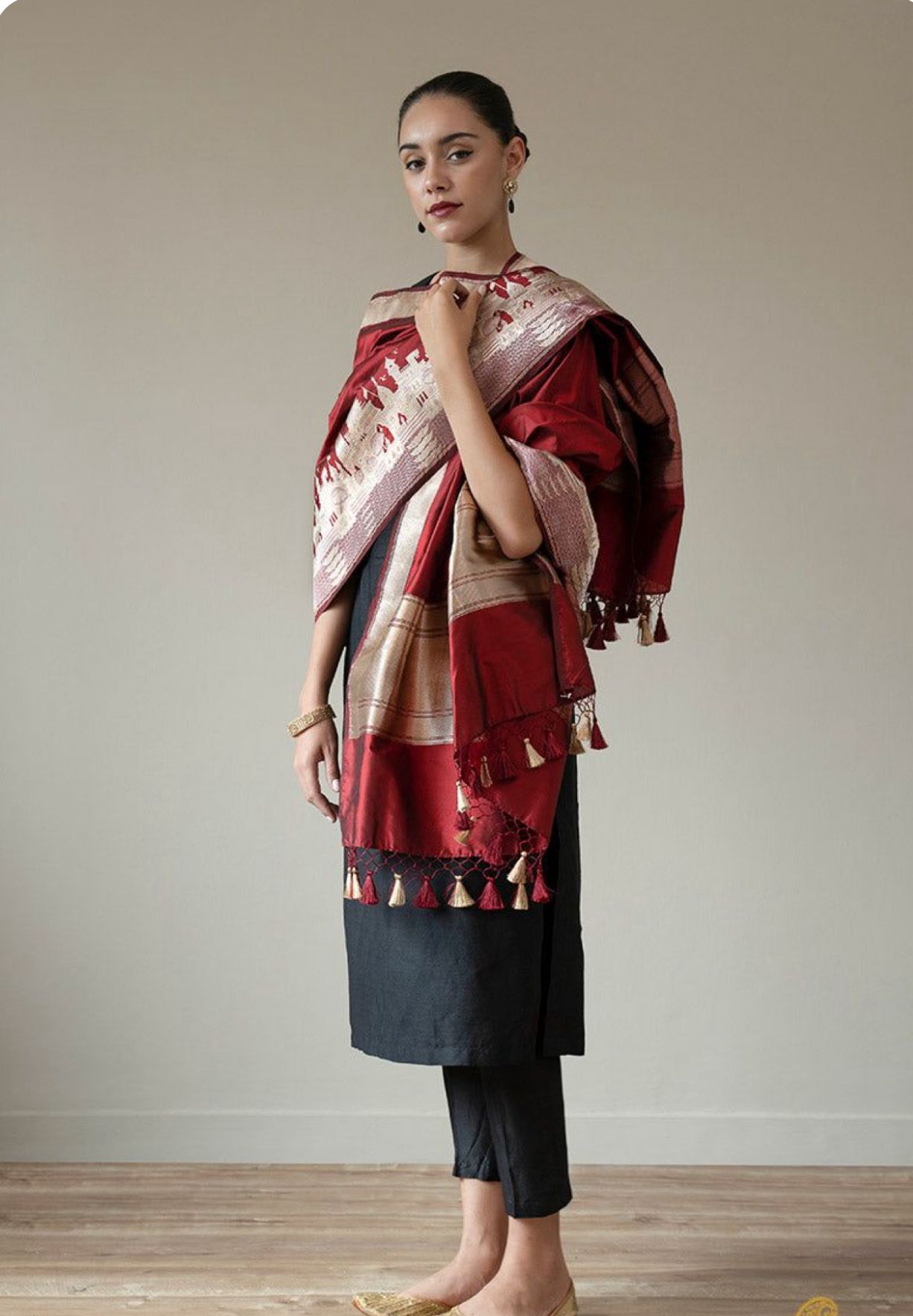 Phulkari/Dupatta - DWEEP SARA