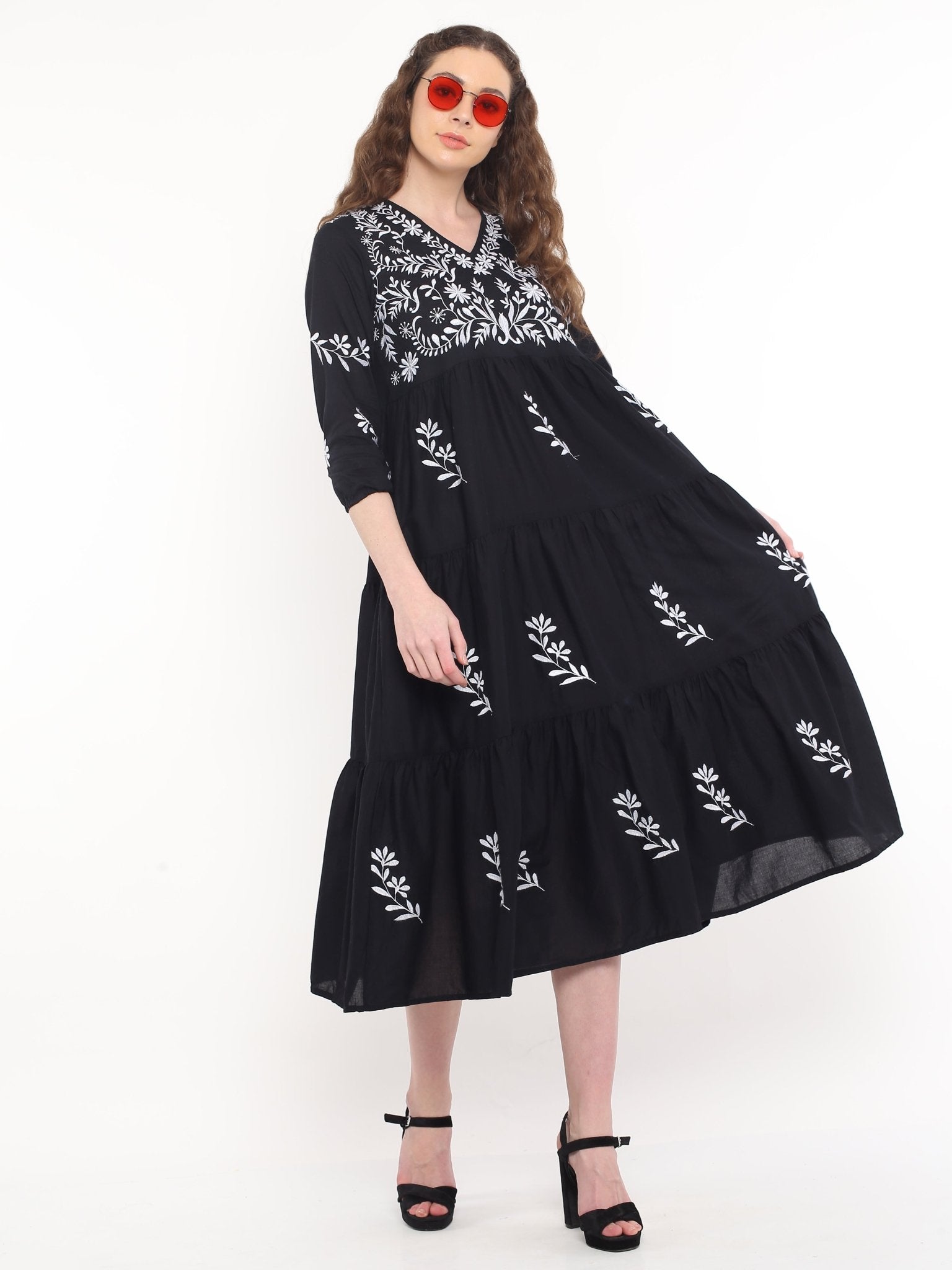 Black Handmade Embroidery Dress - DWEEP SARA