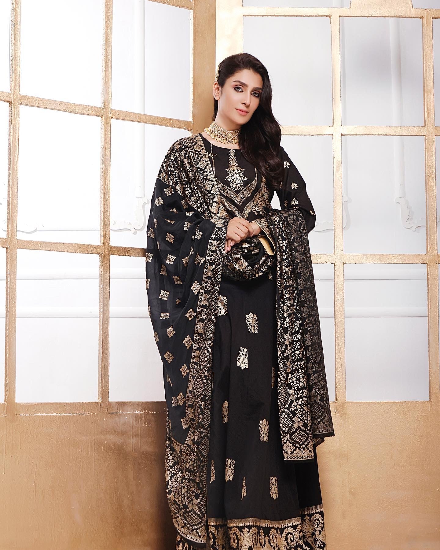 Black Linen Printed Suit Set - DWEEP SARA