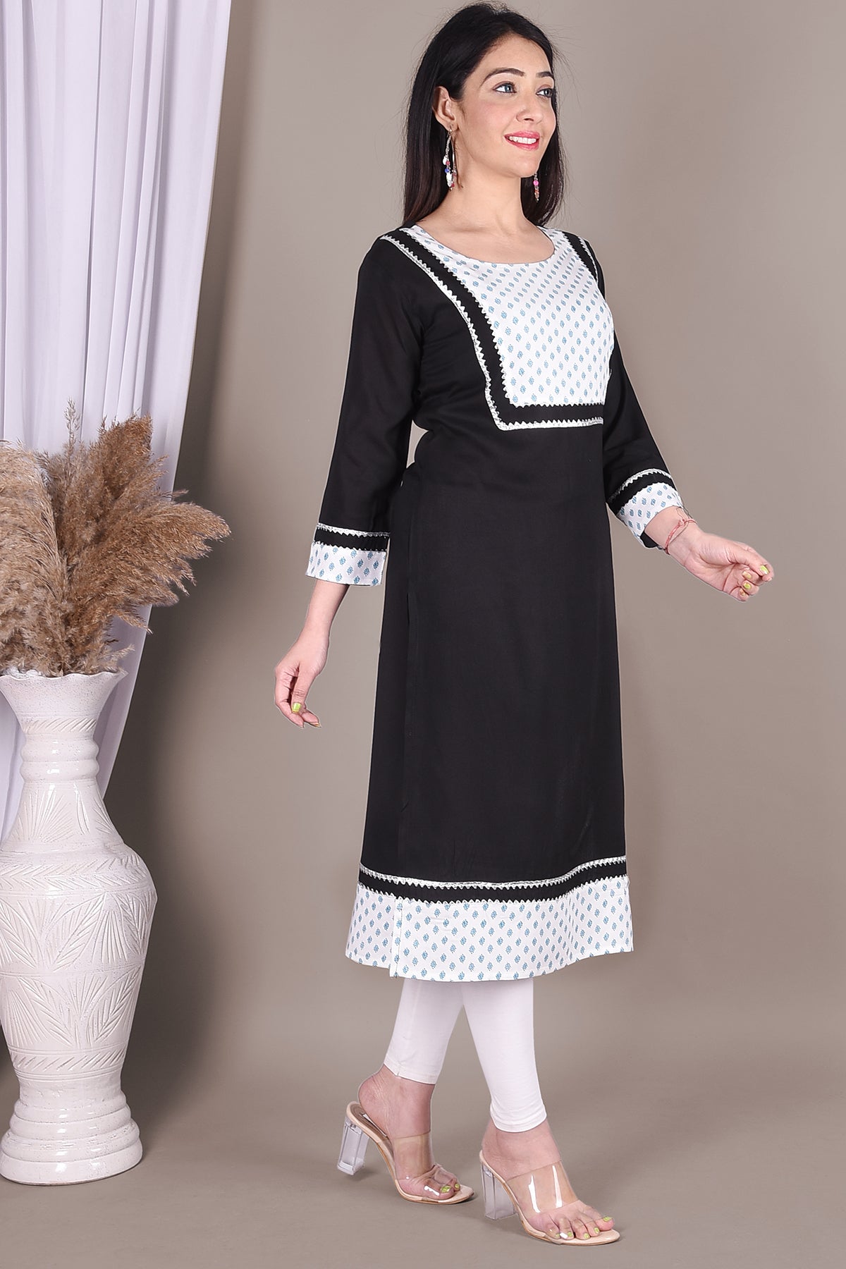 Black & White Straight Fit Soft Cotton Kurta - DWEEP SARA