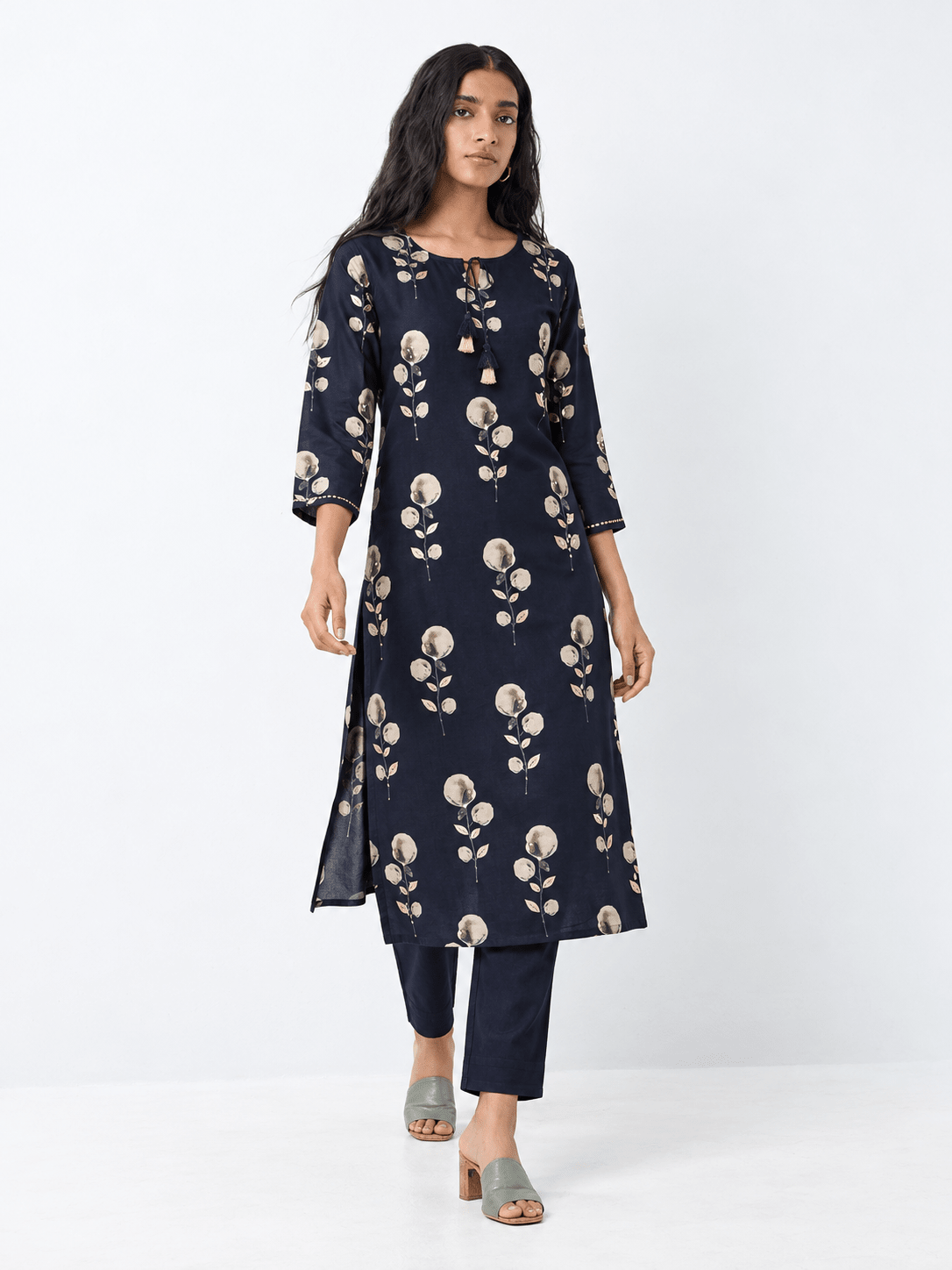 BLUE EMBELLISHMENT KURTA SET - DWEEP SARA