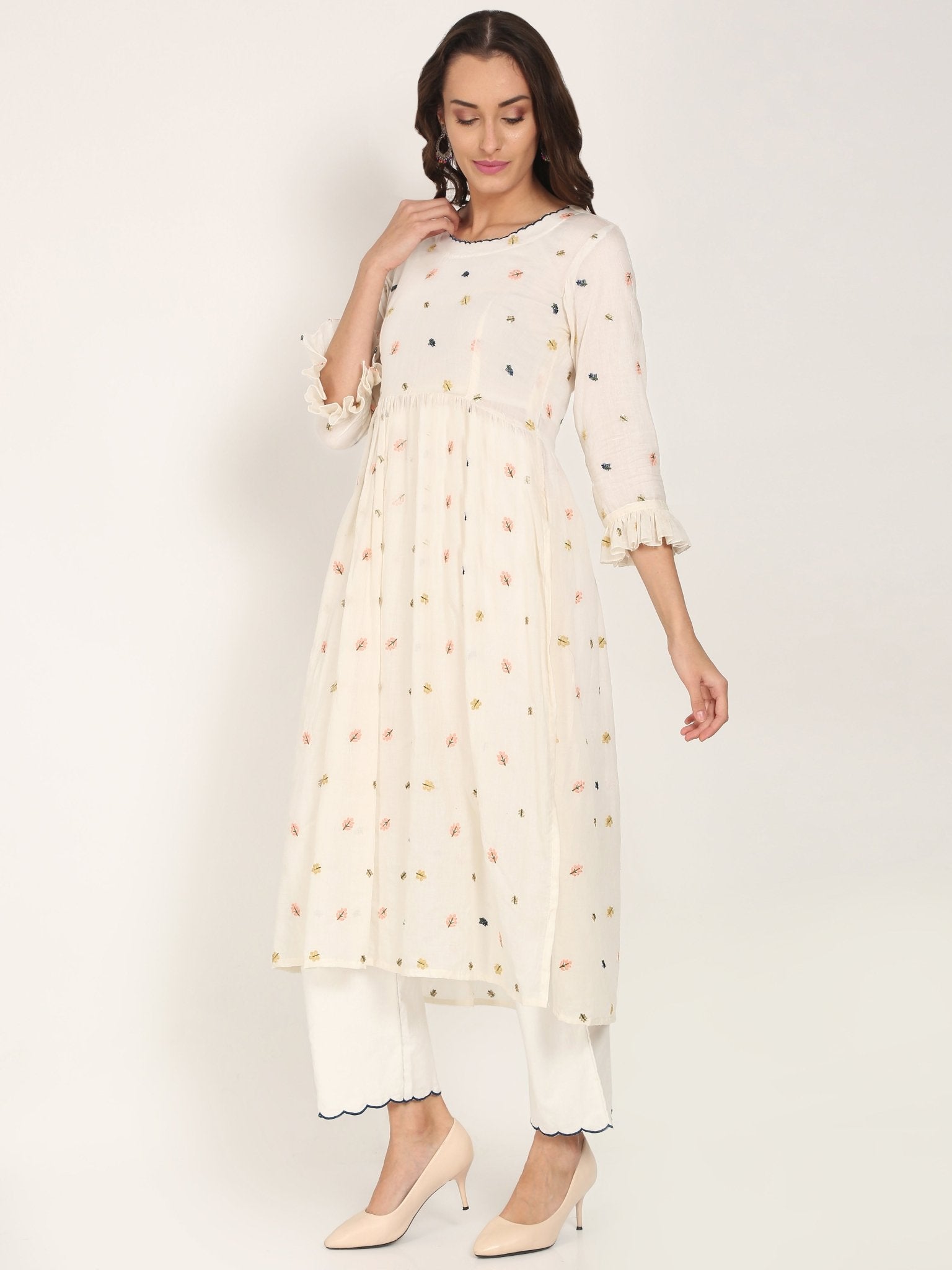 DAISY WHITE EMBROIDERED LADIES KURTA SET - DWEEP SARA