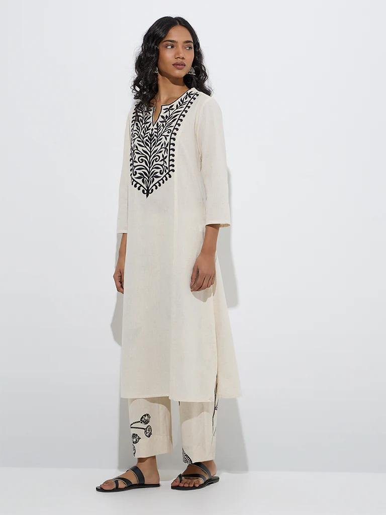 Elegant White Embroidered Kurta With Pocket - DWEEP SARA