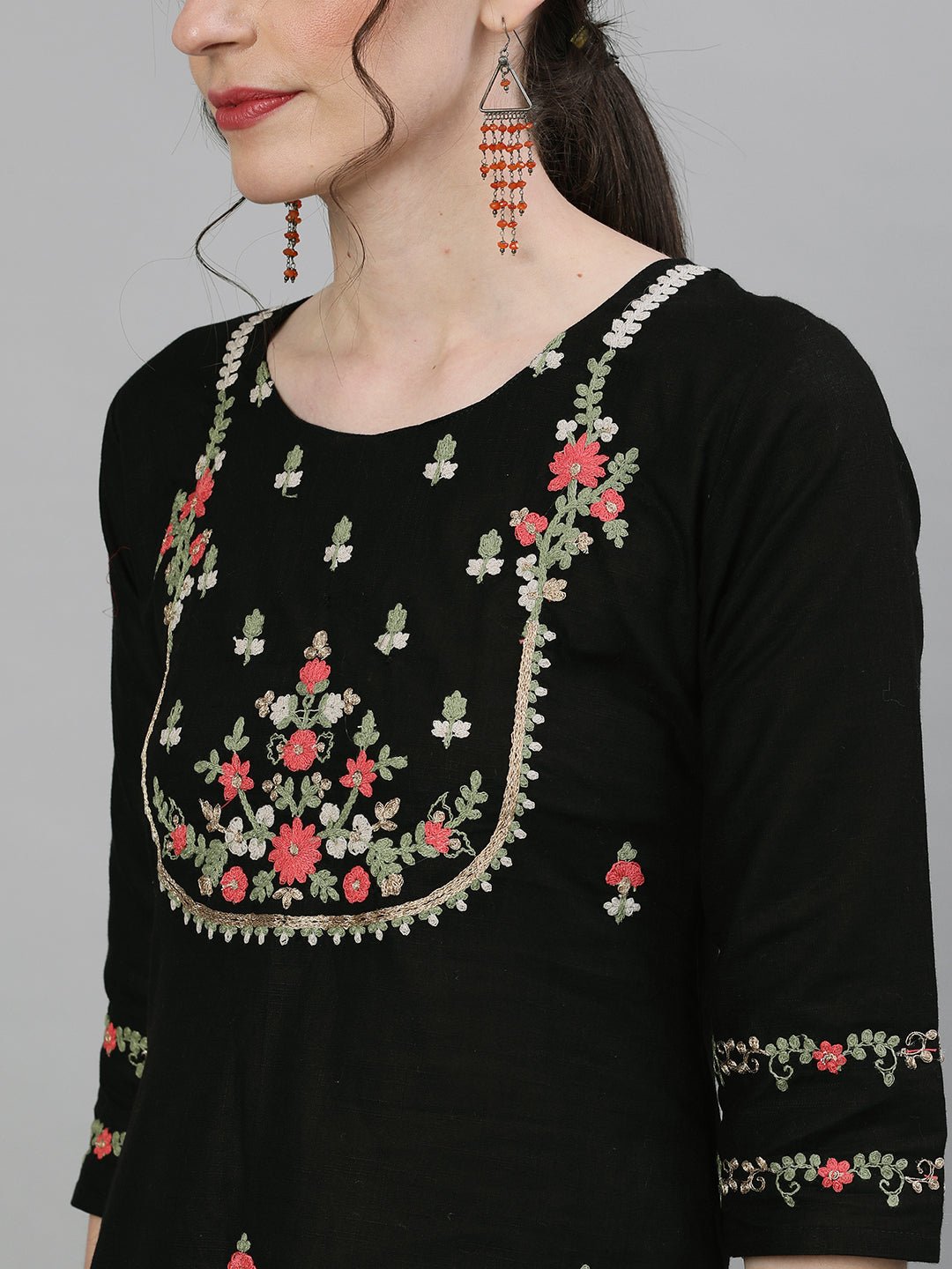 Embroidered Black Kurta - DWEEP SARA