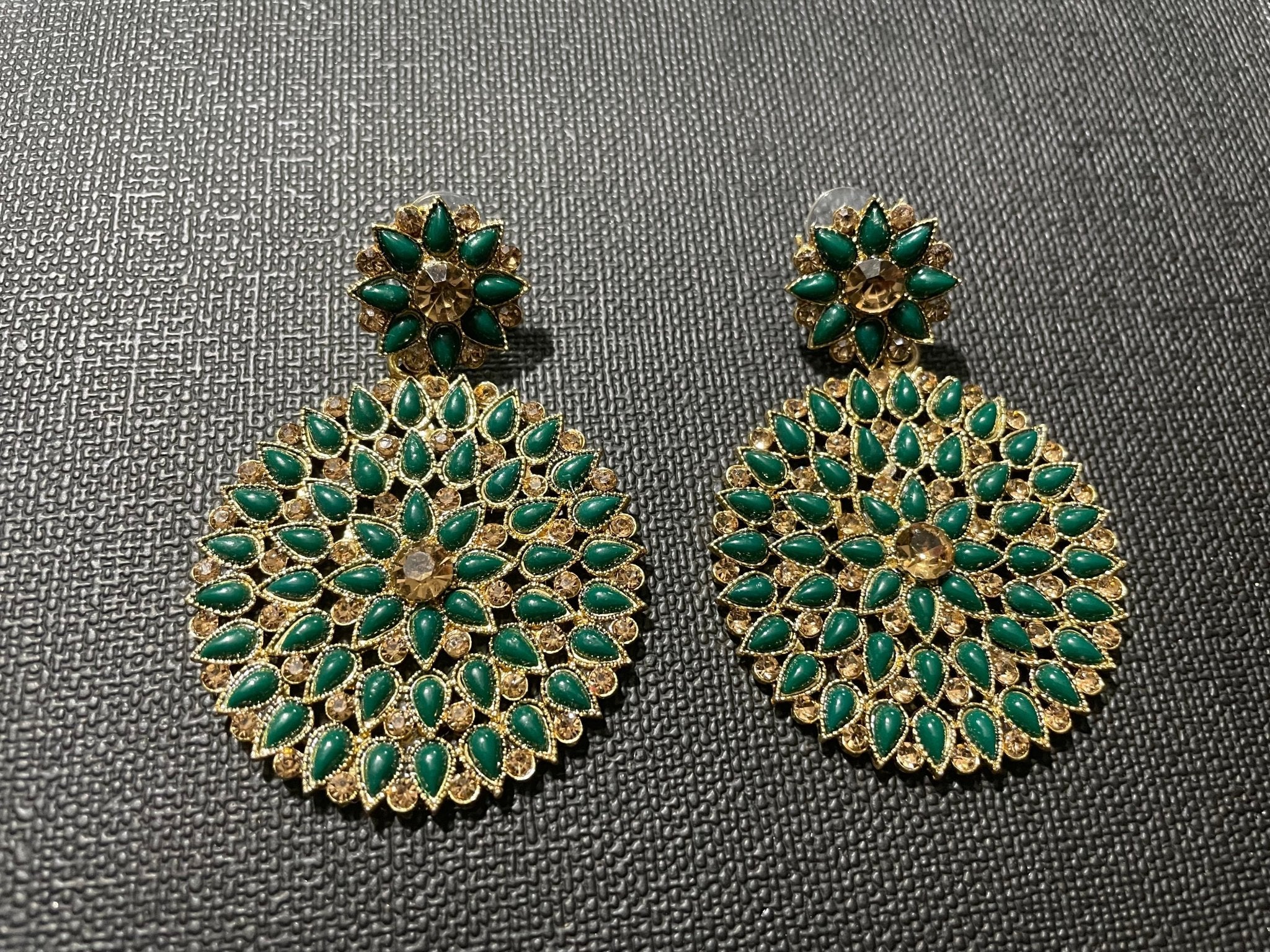 GREEN KUNDAN EARRINGS - DWEEP SARA