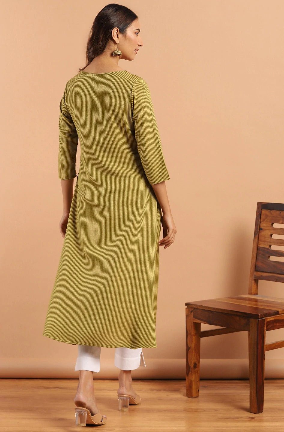 Green Rayon Embroidered Kurta Pant Set - DWEEP SARA