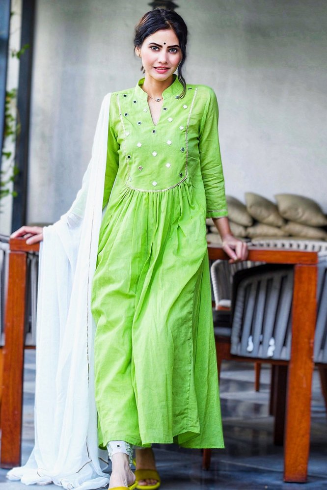 GREEN WHITE SHEESHA SUIT SET - DWEEP SARA