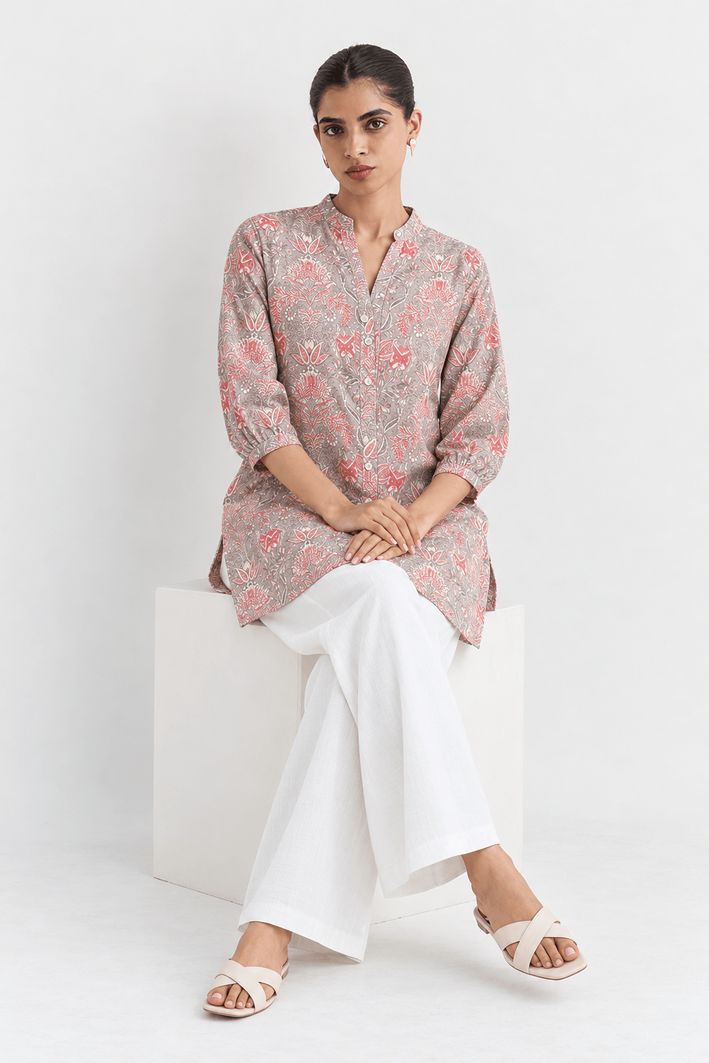 Grey & Pink Cotton Blend Floral Printed Straight Kurti - DWEEP SARA