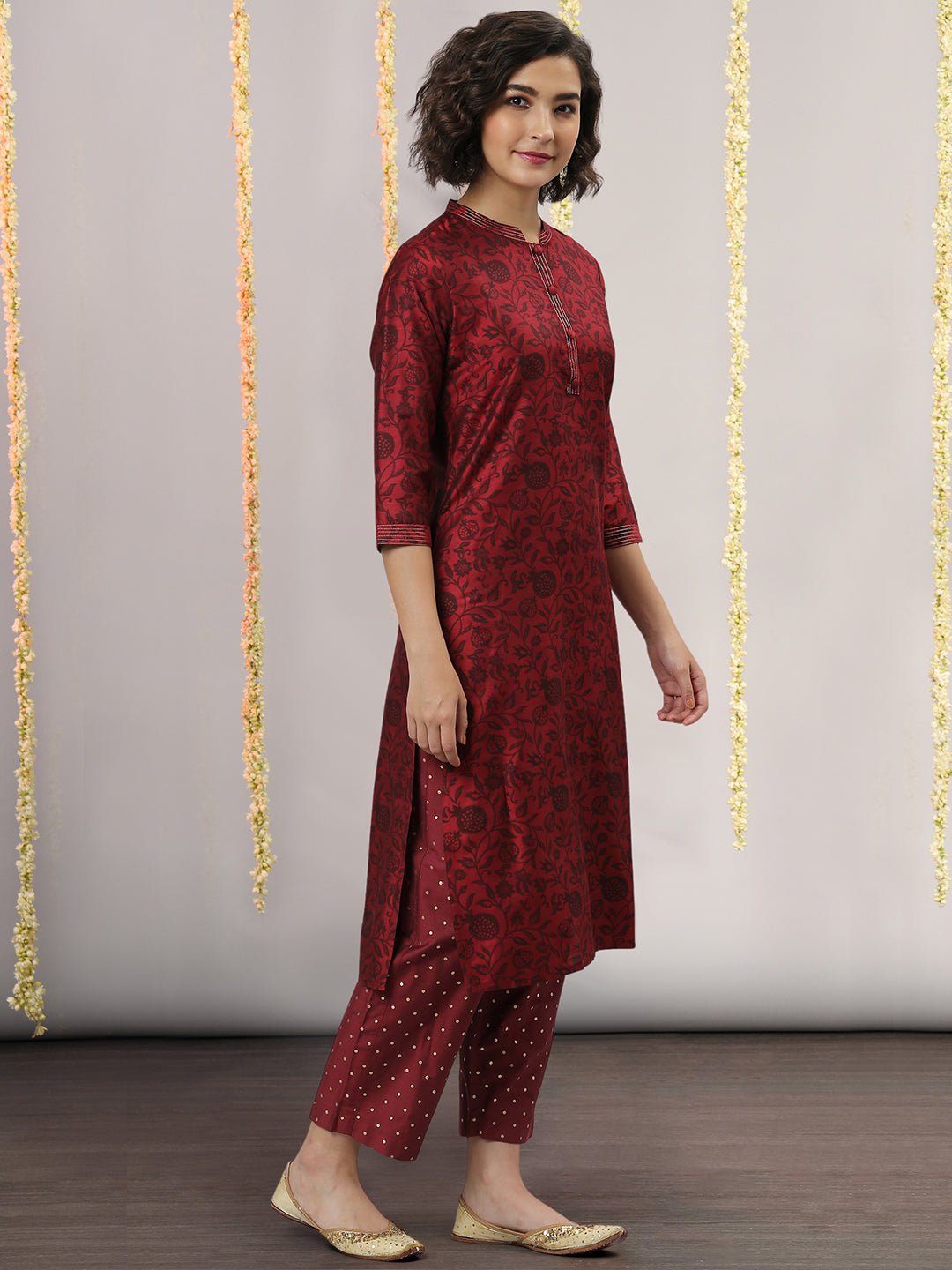 Maroon Poly Silk Embroidered Kurta Set - DWEEP SARA