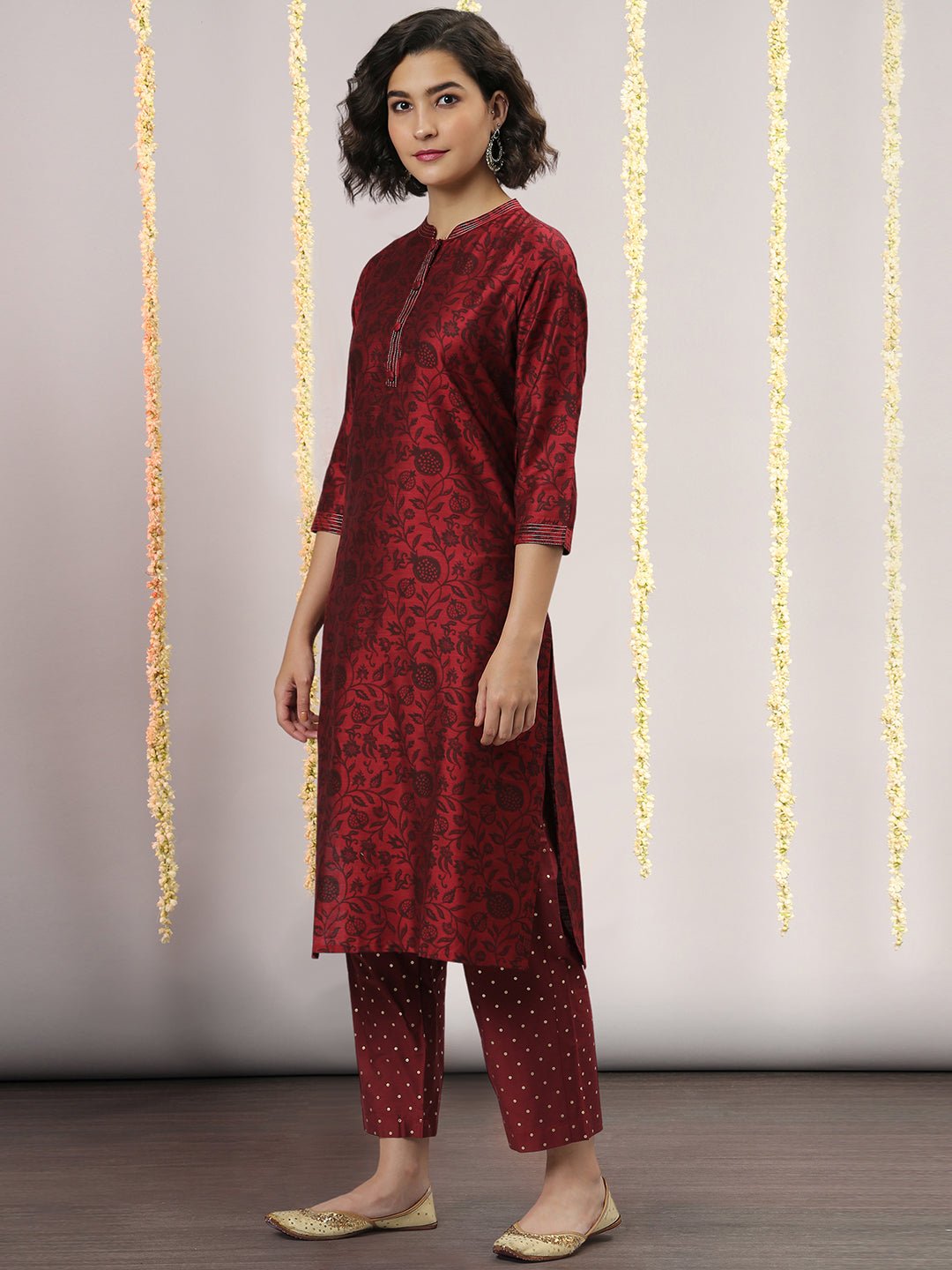 Maroon Poly Silk Embroidered Kurta Set - DWEEP SARA