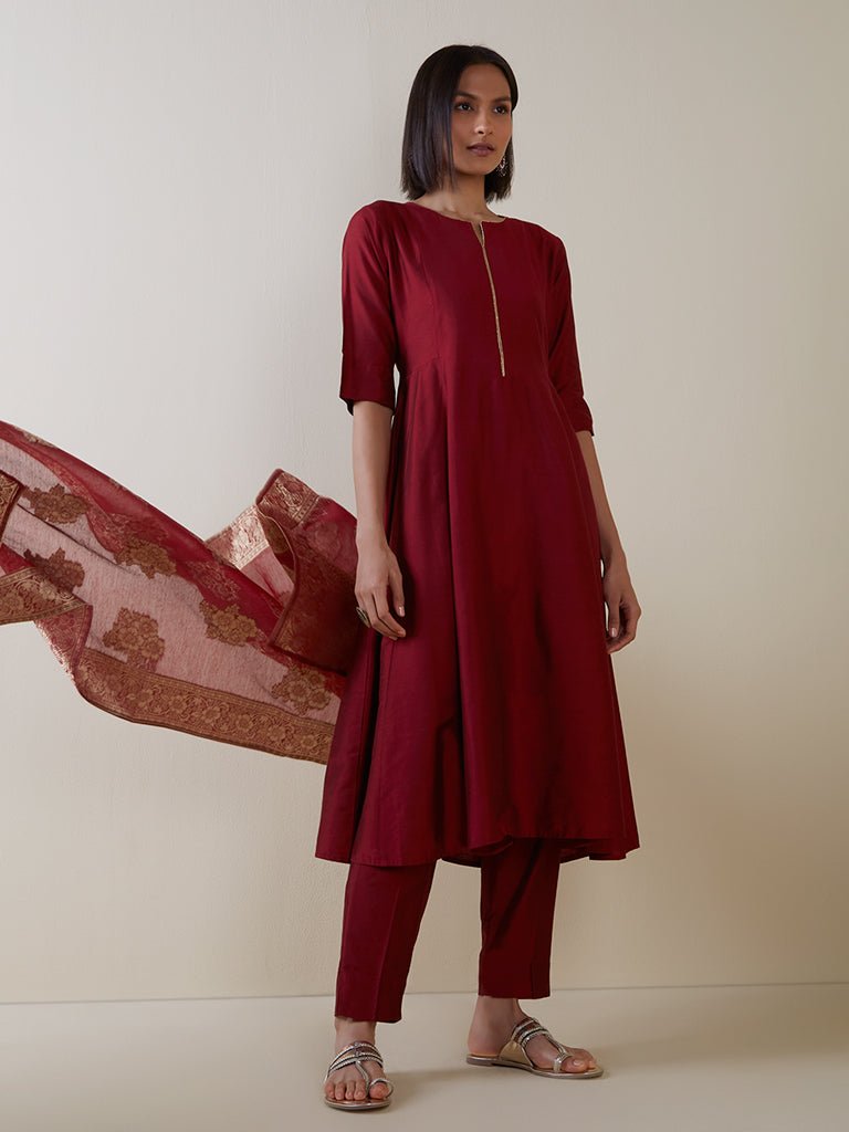 Maroon Solid Viscose Banarsi Dupatta Suit Set - DWEEP SARA