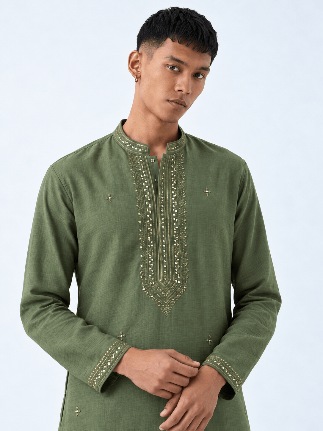 Mens Green Silk Blend Solid Emboidered Sequins Kurta & Pant - DWEEP SARA