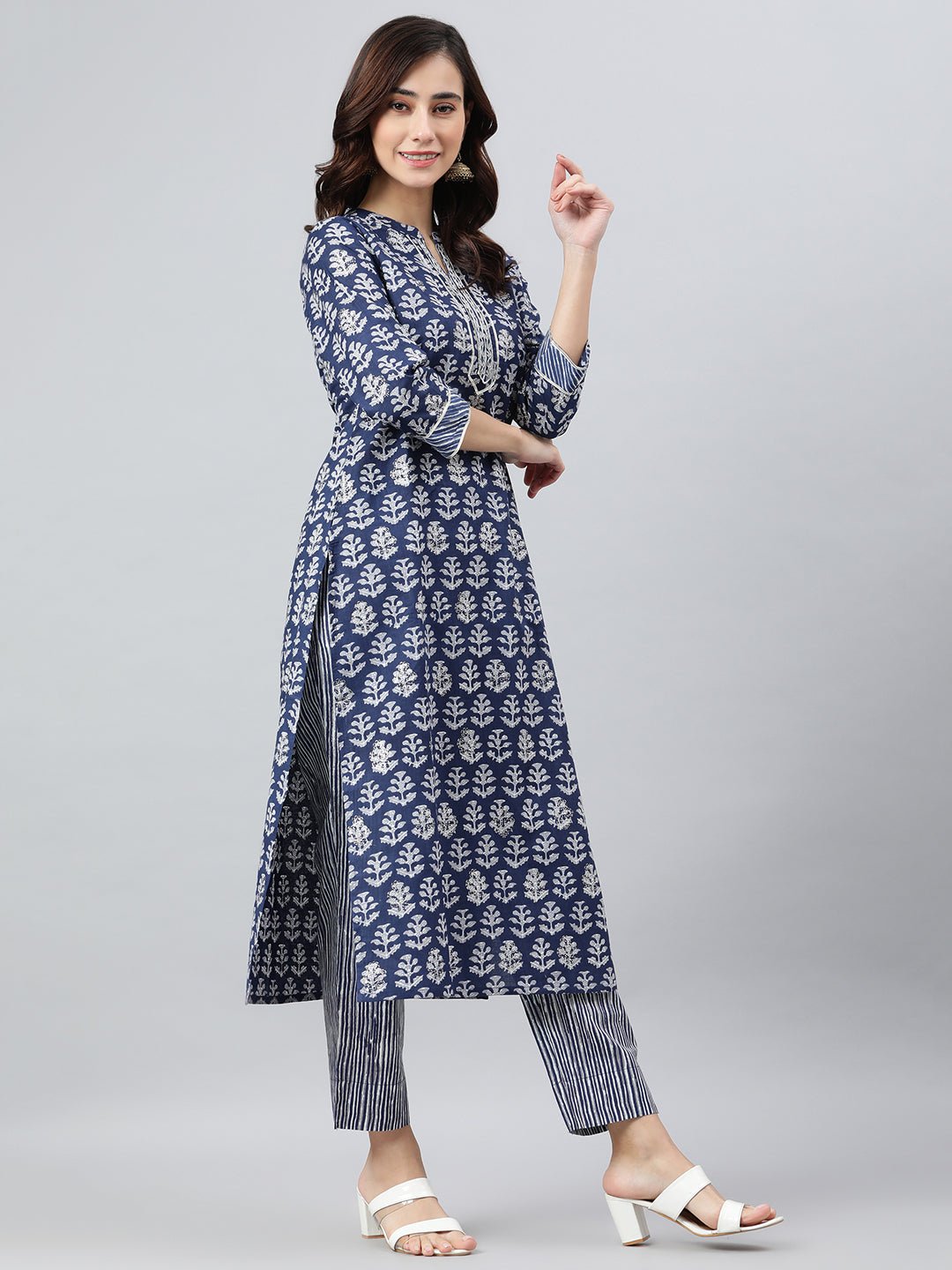 Navy Blue Cotton Embroidered Kurta Pant Set - DWEEP SARA