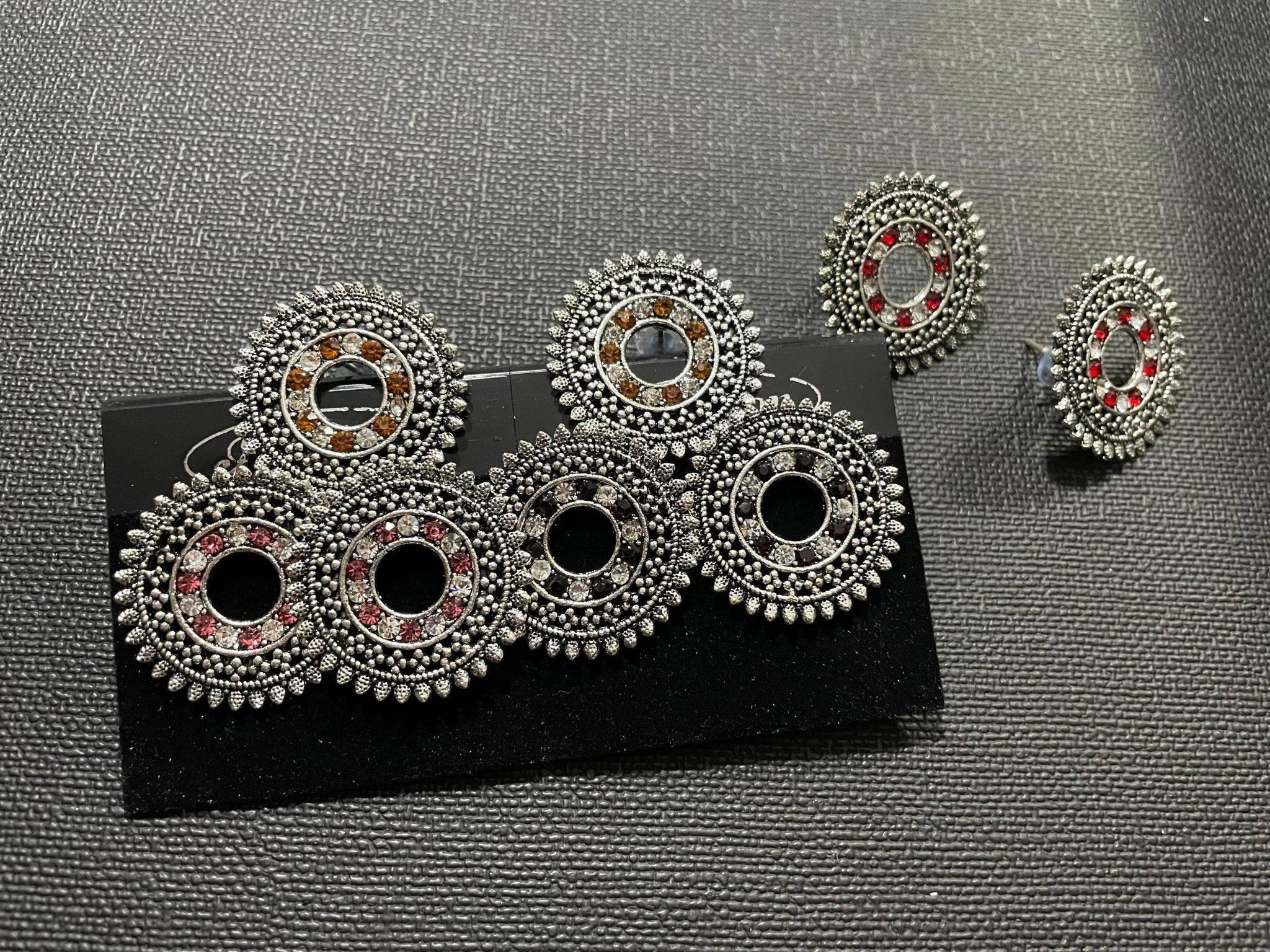 OXIDISED STUDS - DWEEP SARA