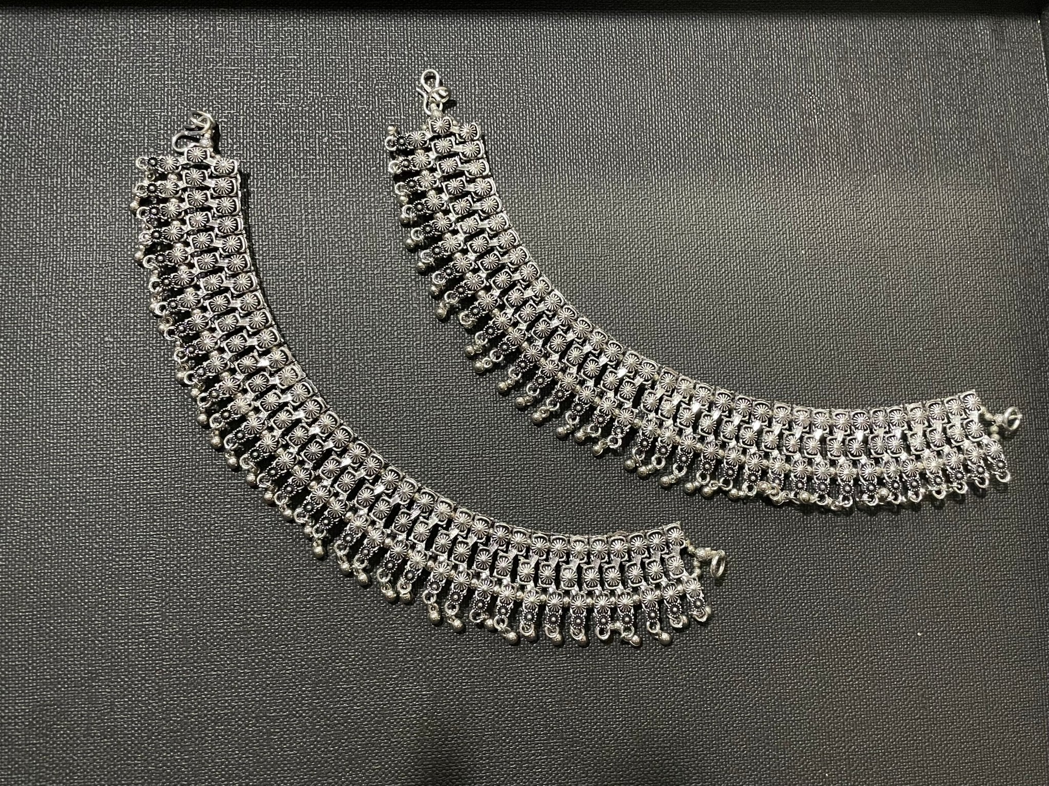 OXIDIZED ANKLETS SET - DWEEP SARA