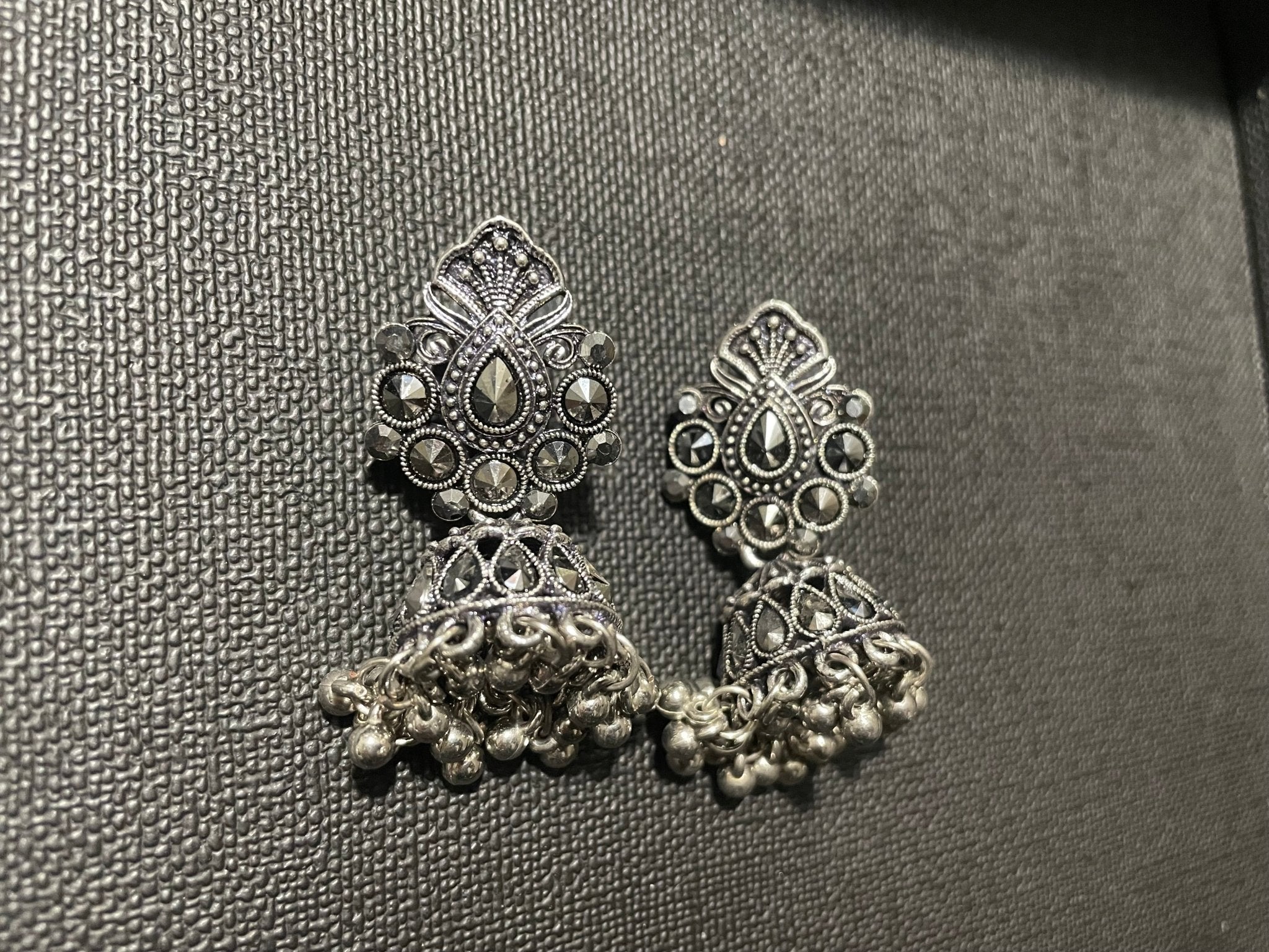 OXIDIZED SILVER EARRING - DWEEP SARA