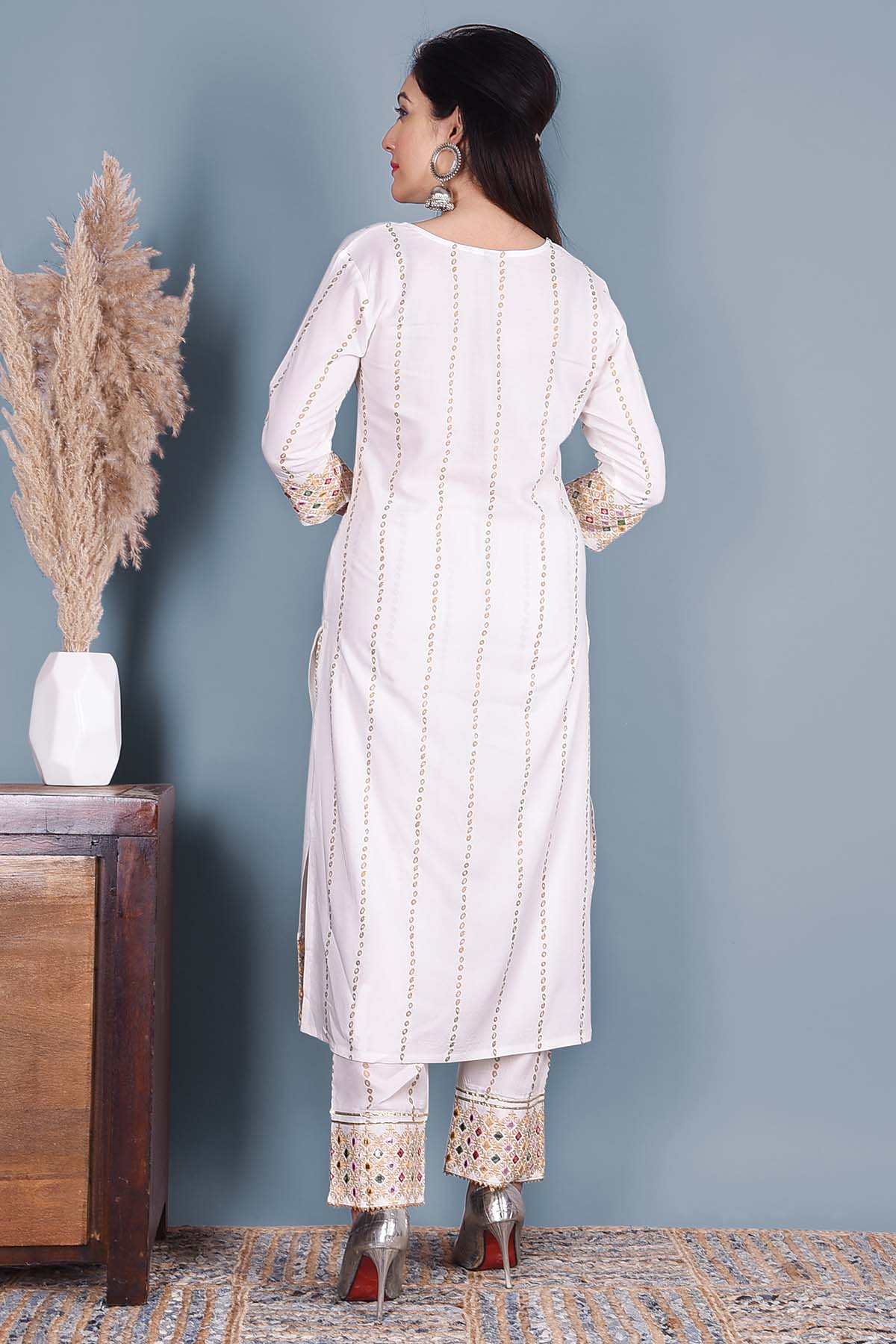 White Rayon Embroidery Kurta Pant Set - DWEEP SARA