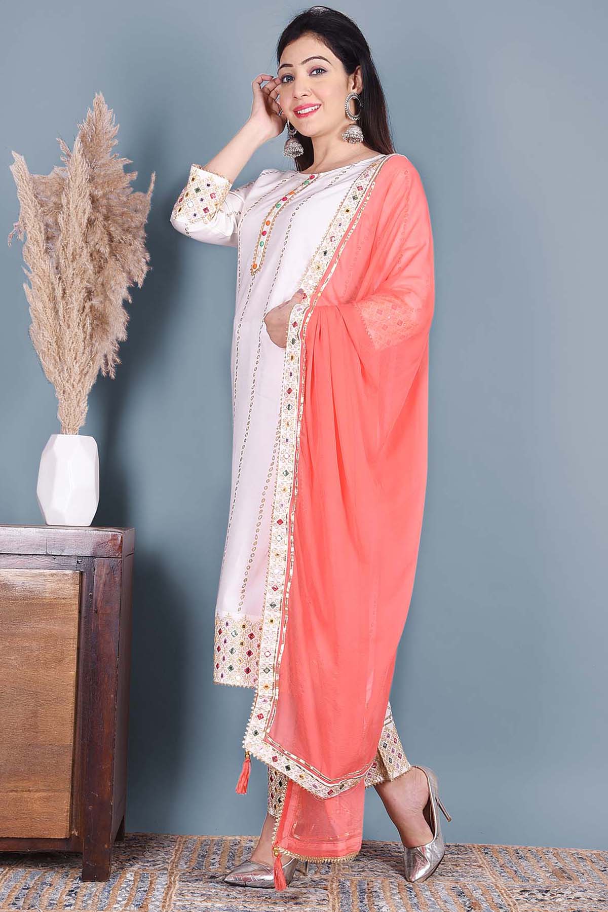 White Rayon Embroidery Kurta Pant Set - DWEEP SARA